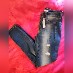 SO Distressed Womens Jeggings